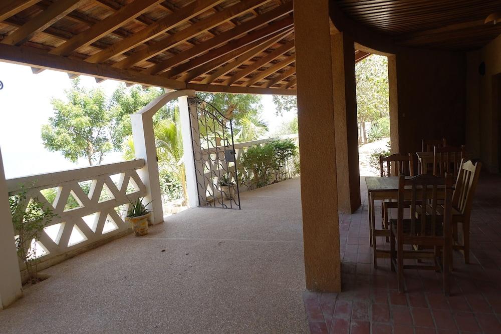 Hotel Keur Marrakis M'Bour Exterior foto