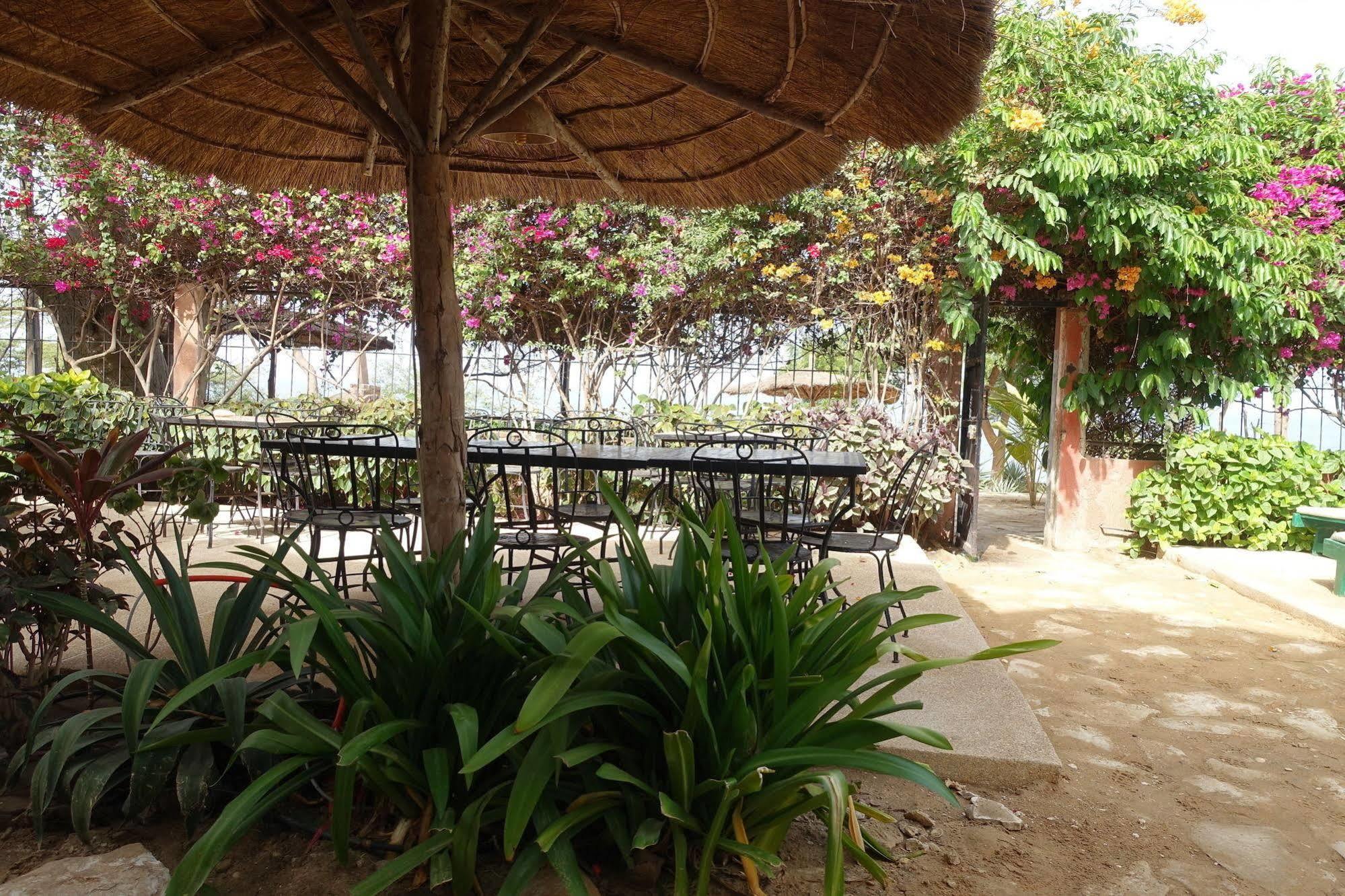 Hotel Keur Marrakis M'Bour Exterior foto